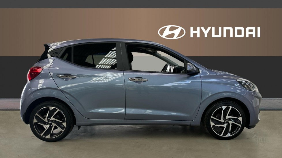 Hyundai i10 1.0 [63] Premium 5dr [Nav] Petrol Hatchback - Image 5