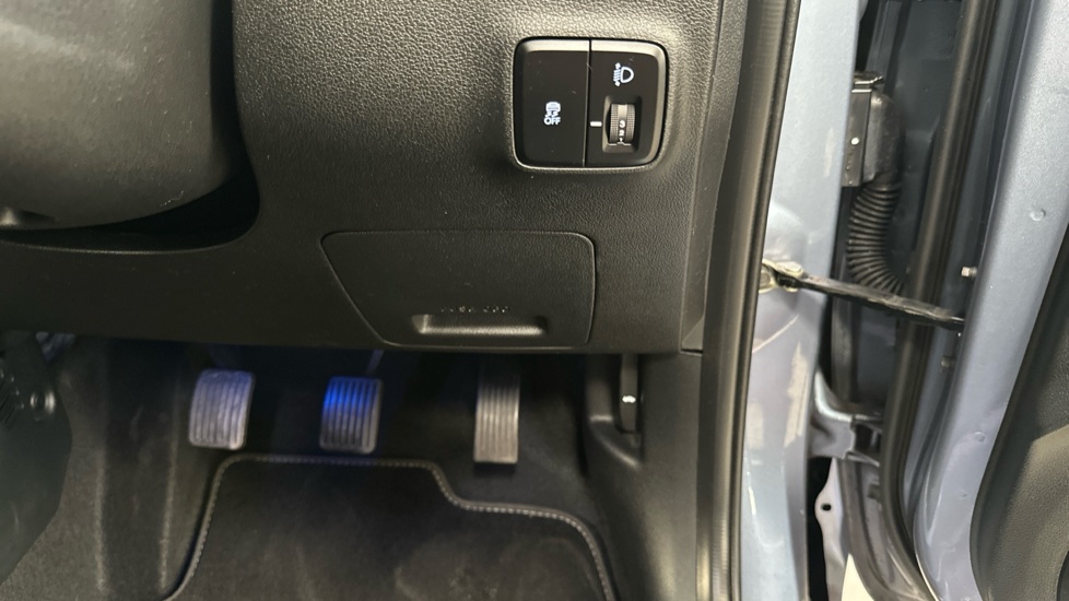 Hyundai i10 1.0 [63] Premium 5dr [Nav] Petrol Hatchback - Image 22
