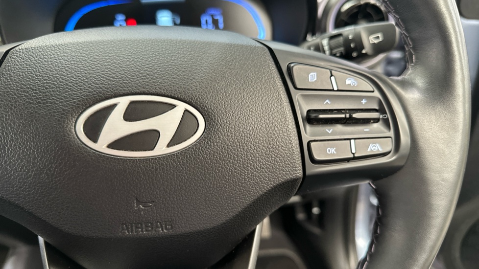 Hyundai i10 1.0 [63] Premium 5dr [Nav] Petrol Hatchback - Image 23