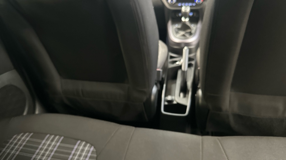 Hyundai i10 1.0 [63] Premium 5dr [Nav] Petrol Hatchback - Image 34