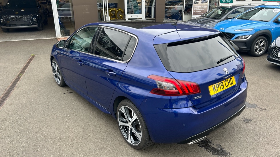 Peugeot 308 1.5 BlueHDi 130 GT Line 5dr Diesel Hatchback - Image 41