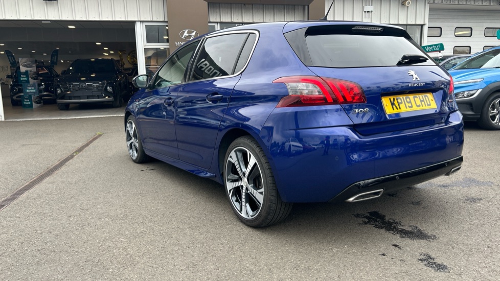 Peugeot 308 1.5 BlueHDi 130 GT Line 5dr Diesel Hatchback - Image 42