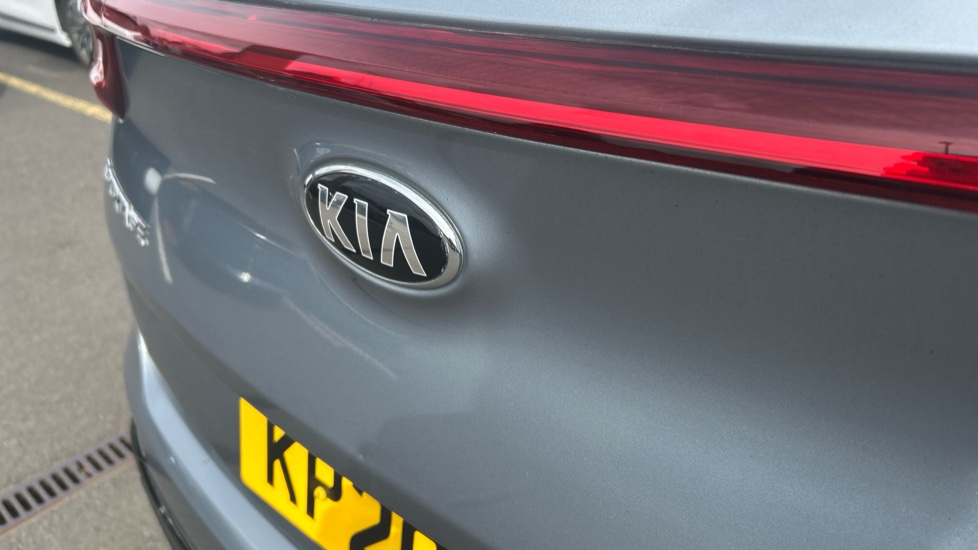 Kia Sportage 1.6T GDi ISG GT-Line 5dr DCT Auto [AWD] Petrol Estate - Image 42