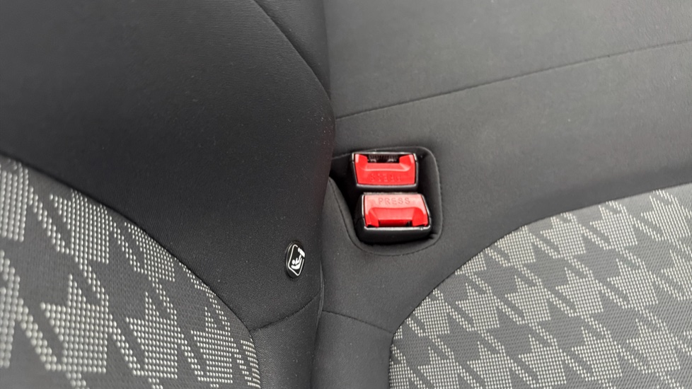 MG ZS 1.5 VTi-TECH Excite 5dr Petrol Hatchback - Image 17