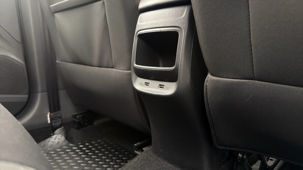 MG ZS 1.5 VTi-TECH Excite 5dr Petrol Hatchback - Image 35