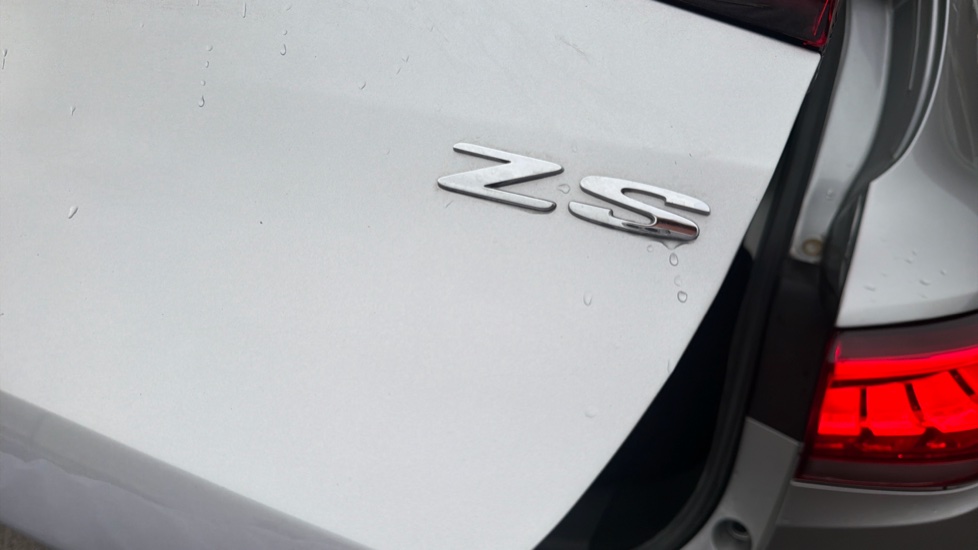 MG ZS 1.5 VTi-TECH Excite 5dr Petrol Hatchback - Image 38