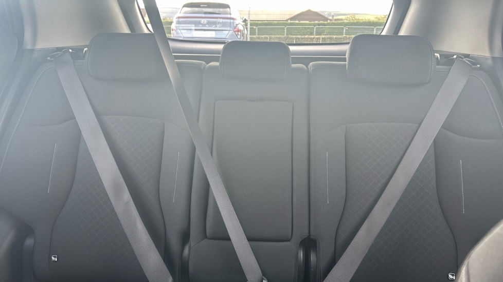 Kia Sportage 1.6T GDi ISG 2 5dr Petrol Estate - Image 15