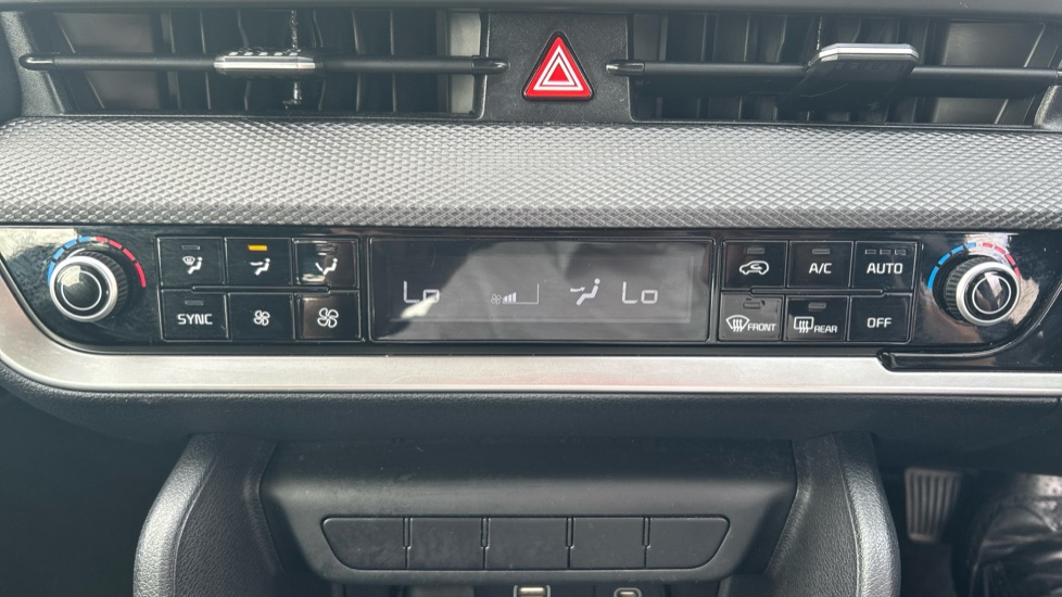 Kia Sportage 1.6T GDi ISG 2 5dr Petrol Estate - Image 23