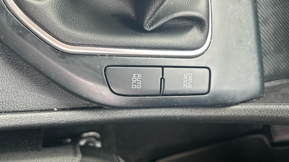 Kia Sportage 1.6T GDi ISG 2 5dr Petrol Estate - Image 26
