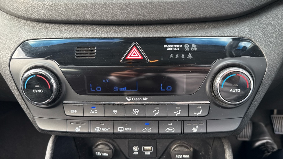 Hyundai TUCSON 1.7 CRDi Blue Drive SE Nav 5dr 2WD Diesel Estate - Image 24