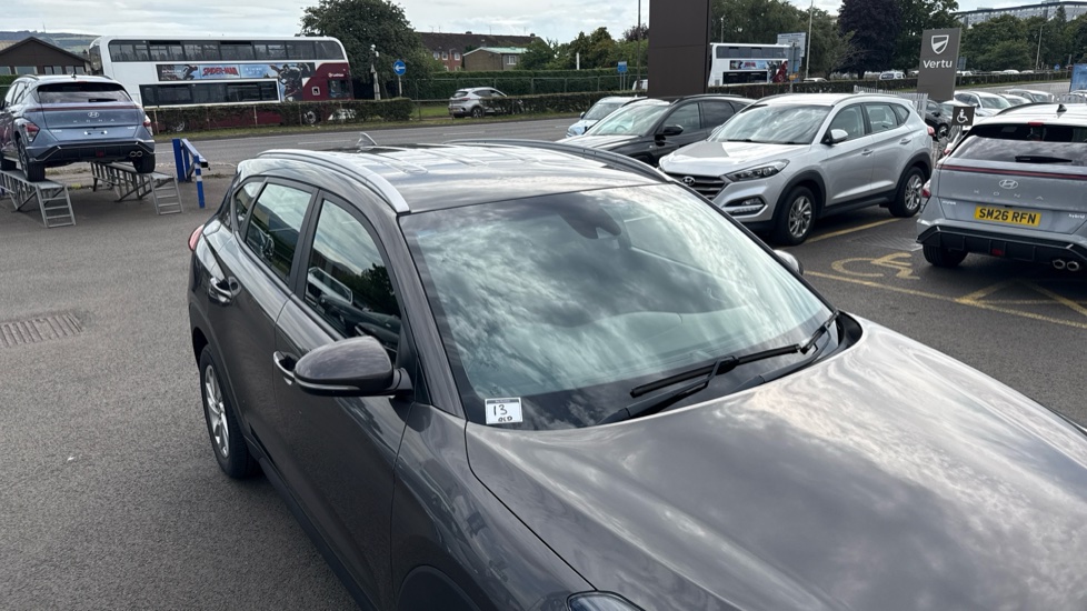Hyundai TUCSON 1.7 CRDi Blue Drive SE Nav 5dr 2WD Diesel Estate - Image 41