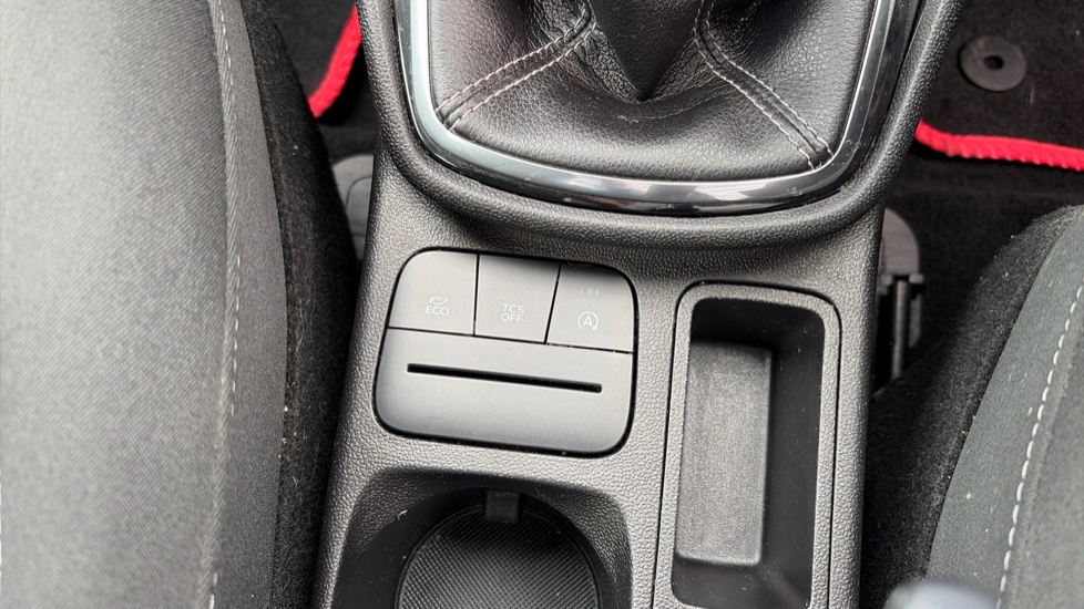 Ford Fiesta 1.1 Zetec 5dr Petrol Hatchback - Image 34