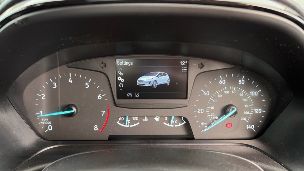 Ford Fiesta 1.1 Zetec 5dr Petrol Hatchback - Image 40