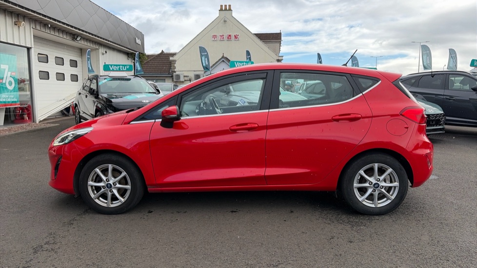 Ford Fiesta 1.1 Zetec 5dr Petrol Hatchback - Image 44