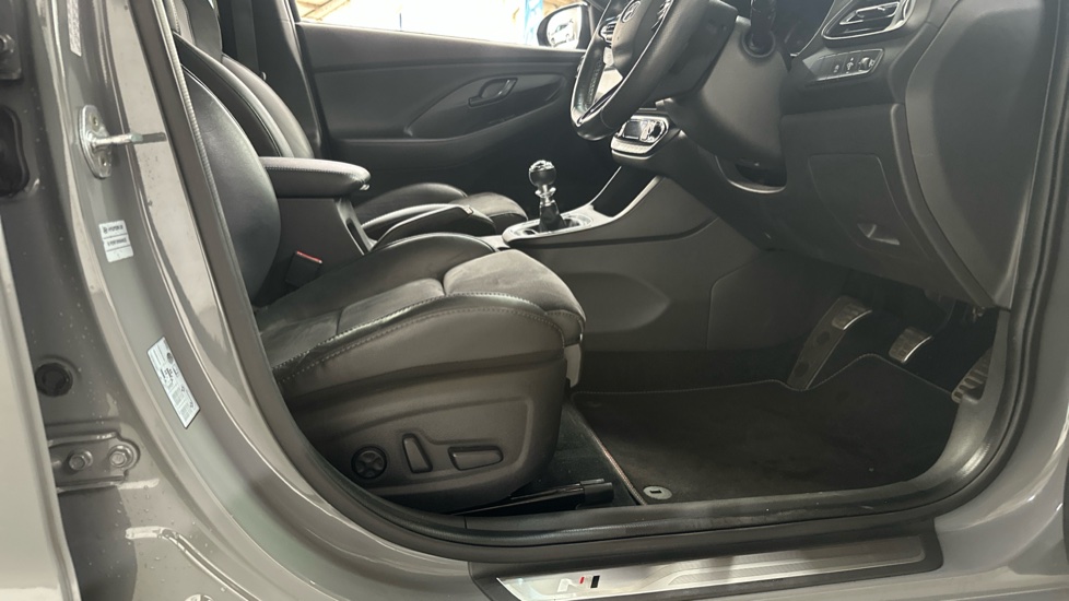 Hyundai I30 Fastback 2.0T GDi N Performance 5dr Petrol Hatchback - Image 23