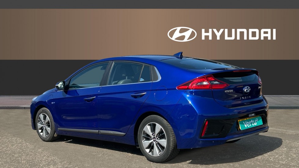 Hyundai IONIQ 1.6 GDi Plug-in Hybrid Premium SE 5dr DCT Hatchback - Image 2
