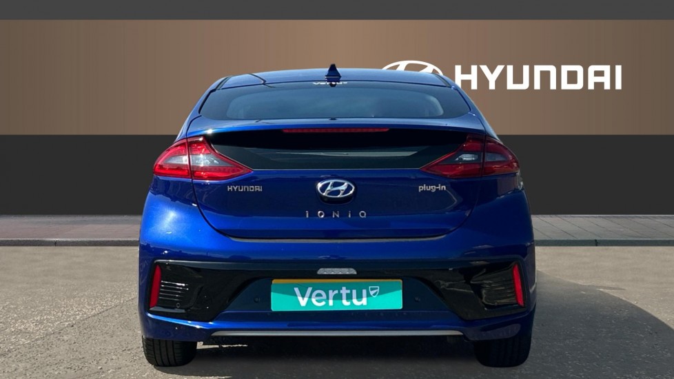 Hyundai IONIQ 1.6 GDi Plug-in Hybrid Premium SE 5dr DCT Hatchback - Image 6