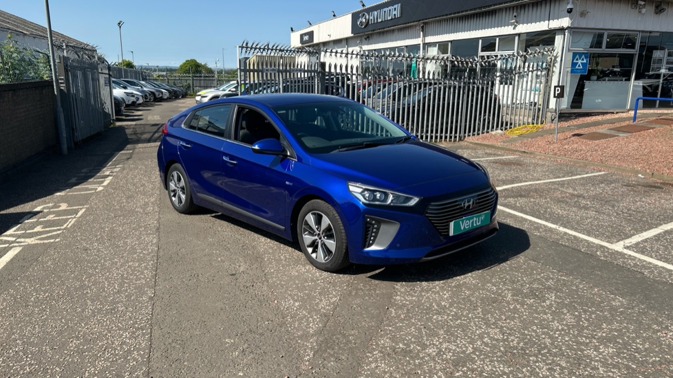 Hyundai IONIQ 1.6 GDi Plug-in Hybrid Premium SE 5dr DCT Hatchback - Image 40