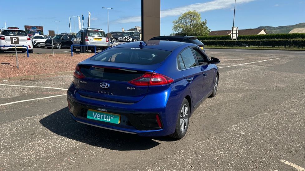 Hyundai IONIQ 1.6 GDi Plug-in Hybrid Premium SE 5dr DCT Hatchback - Image 45