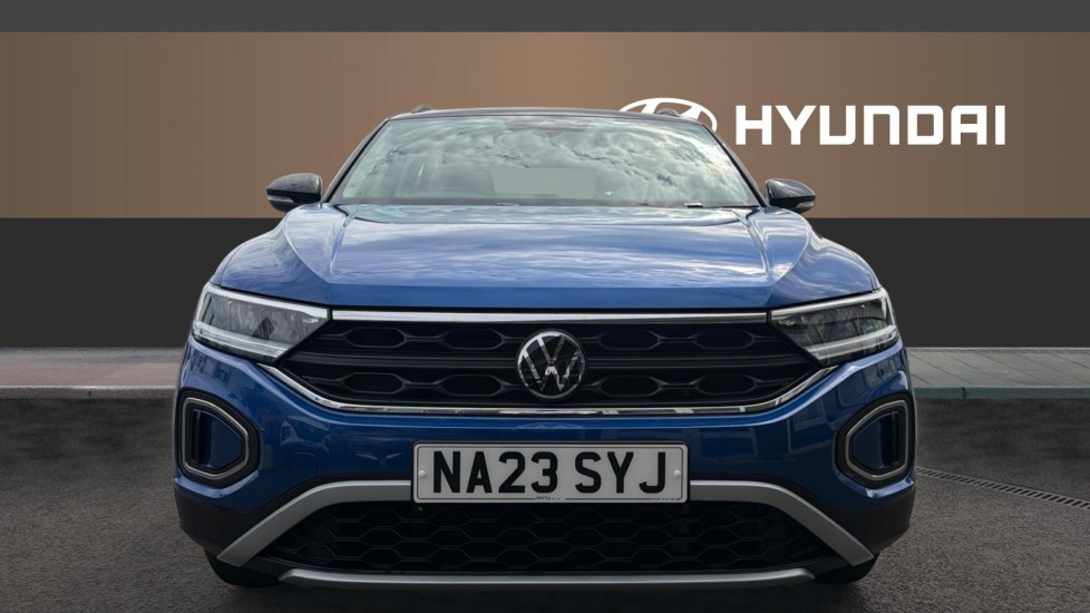Volkswagen T-Roc 1.0 TSI Life 5dr Petrol Hatchback - Image 3