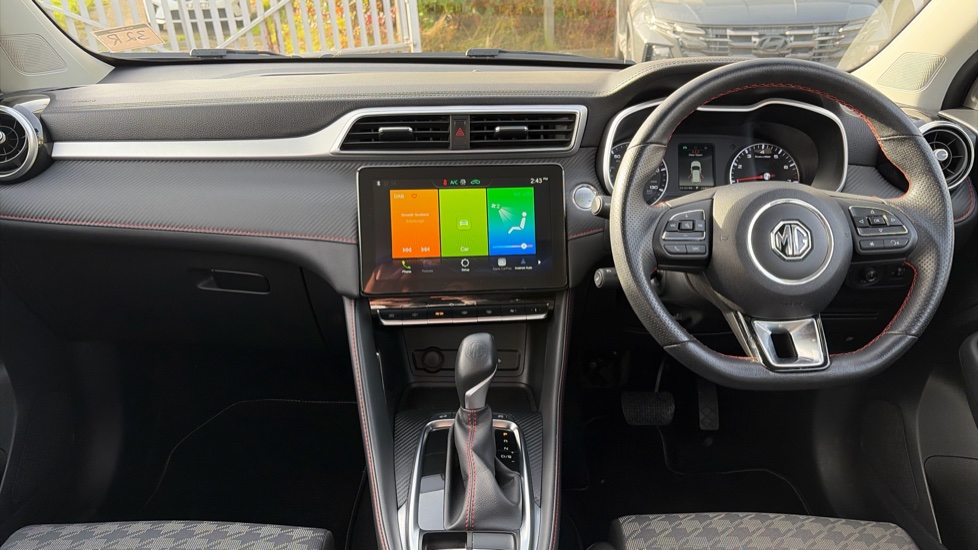 MG ZS 1.0T GDi Excite 5dr DCT Petrol Hatchback - Image 10