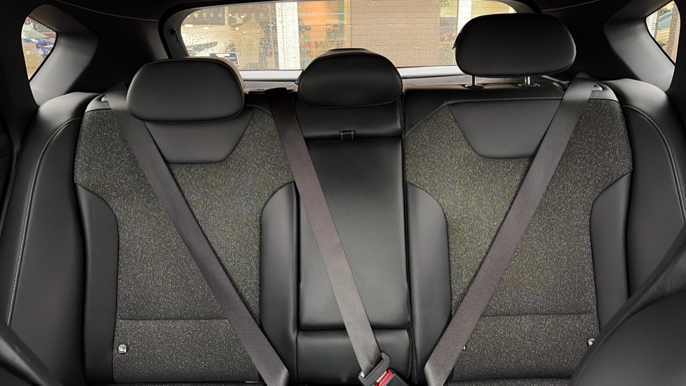 Kia K4 1.0T-GDi 115 48V GT-Line 5dr DCT Petrol Hatchback - Image 15