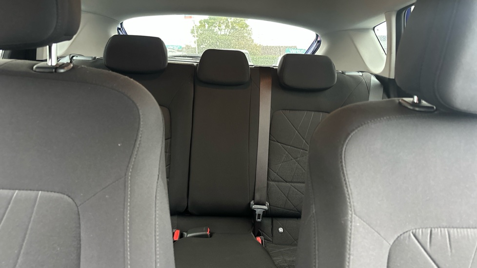 Hyundai BAYON 1.0 TGDi [120] 48V MHEV Premium 5dr DCT Petrol Hatchback - Image 15