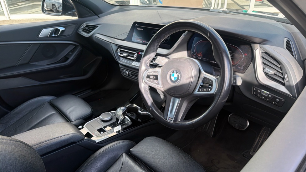 BMW 1 Series 118i [136] M Sport 5dr Step Auto Petrol Hatchback - Image 11