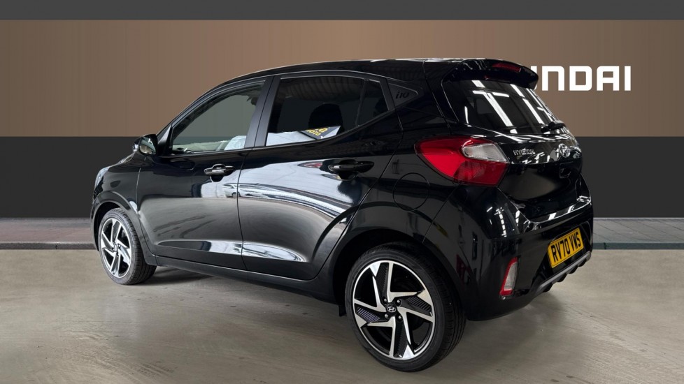 Hyundai i10 1.2 MPi Premium 5dr Petrol Hatchback - Image 2