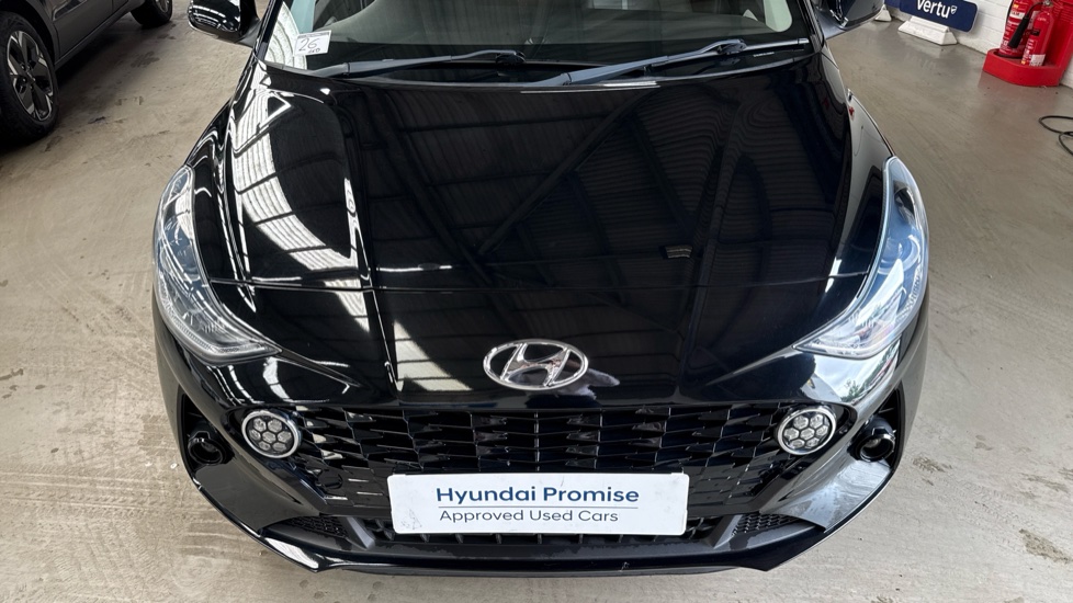 Hyundai i10 1.2 MPi Premium 5dr Petrol Hatchback - Image 8