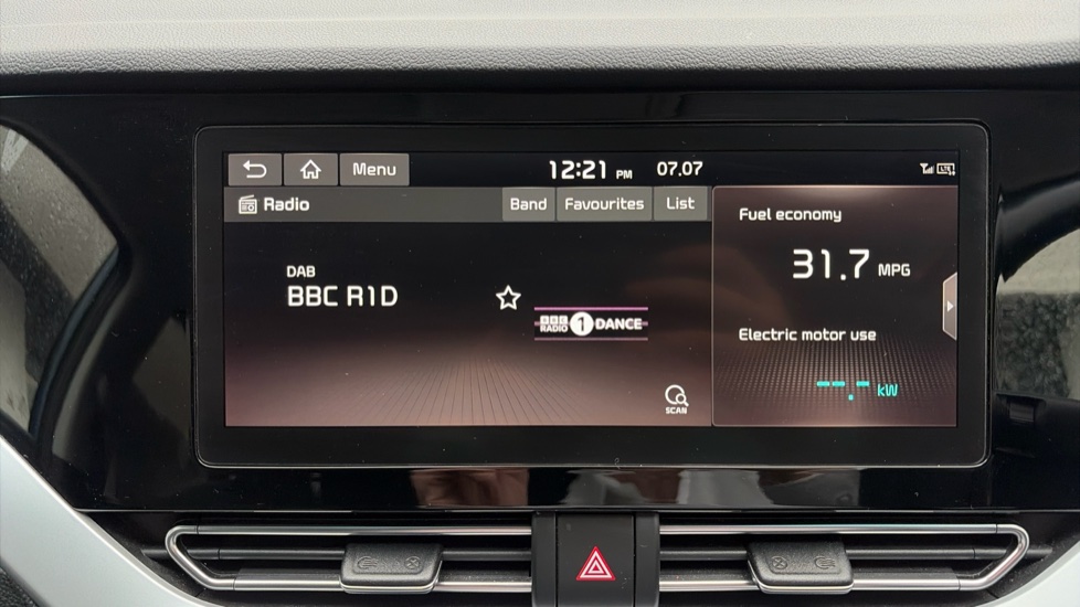 Kia Niro 1.6 GDi Hybrid 3 5dr DCT Hybrid Estate - Image 35