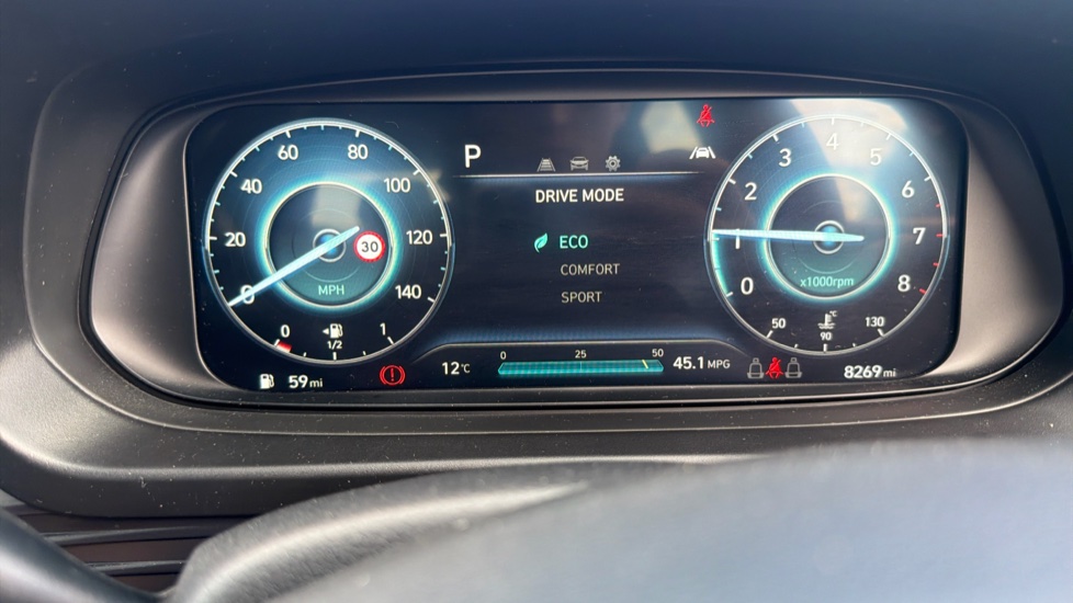 Hyundai i20 1.0T GDi 48V MHD SE Connect 5dr DCT Petrol Hatchback - Image 25