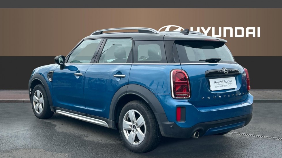 MINI Countryman 1.5 Cooper Classic 5dr Petrol Hatchback - Image 2
