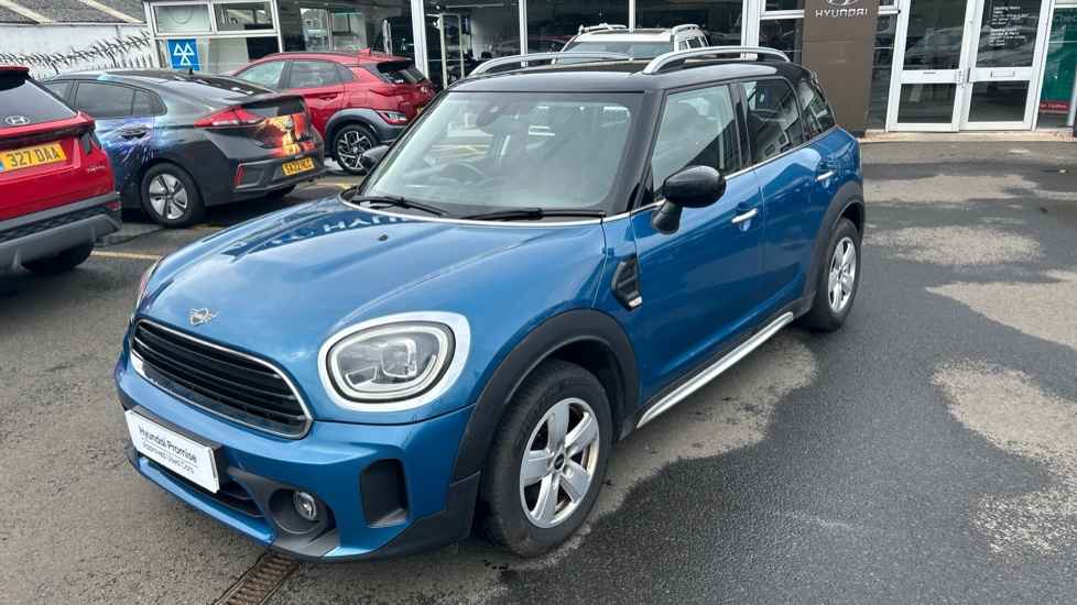 MINI Countryman 1.5 Cooper Classic 5dr Petrol Hatchback - Image 33
