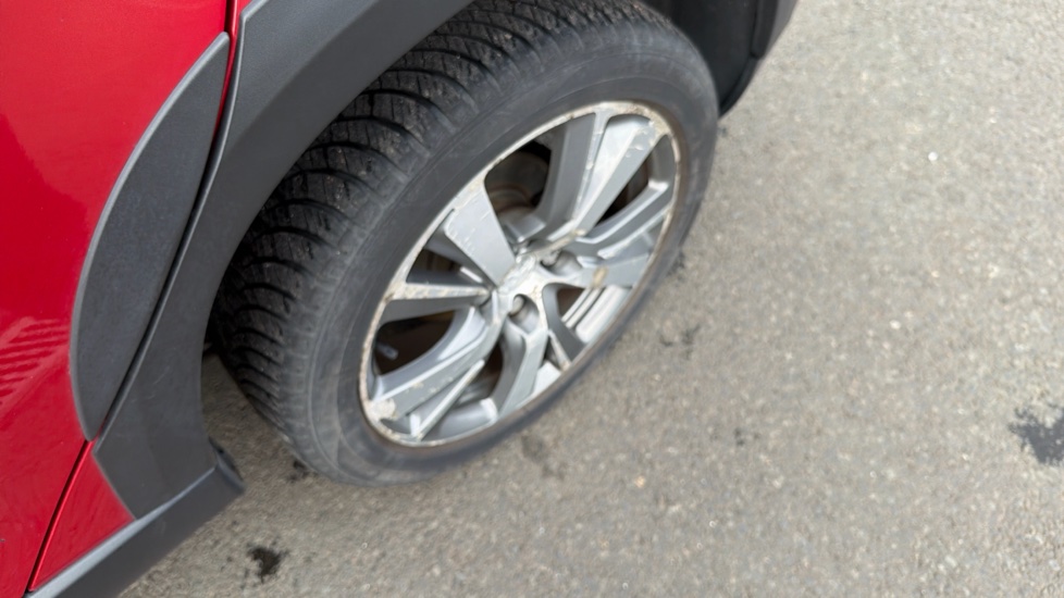 Peugeot 2008 1.2 PureTech 110 Allure 5dr EAT6 Petrol Estate - Image 41