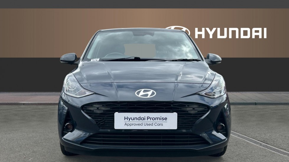 Hyundai i10 1.2 MPi Premium 5dr Auto Petrol Hatchback - Image 3