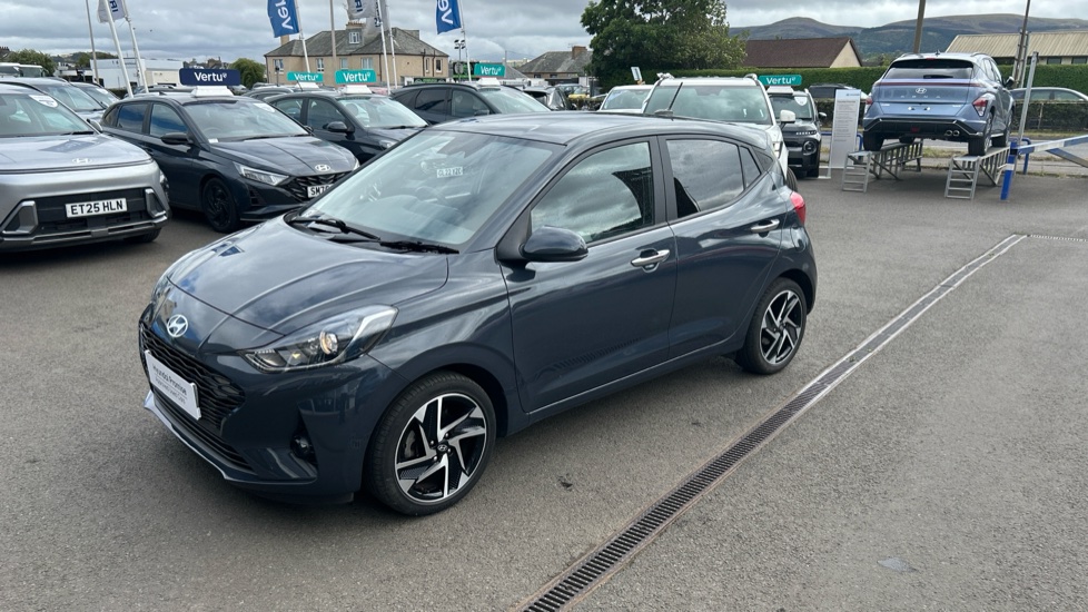 Hyundai i10 1.2 MPi Premium 5dr Auto Petrol Hatchback - Image 34