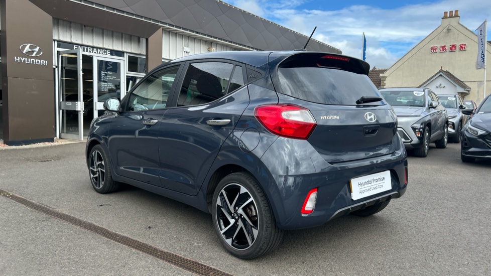 Hyundai i10 1.2 MPi Premium 5dr Auto Petrol Hatchback - Image 36
