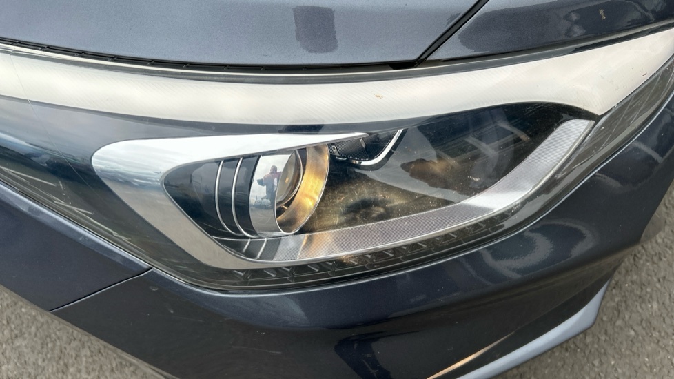 Hyundai i20 1.2 MPi Play 5dr Petrol Hatchback - Image 31
