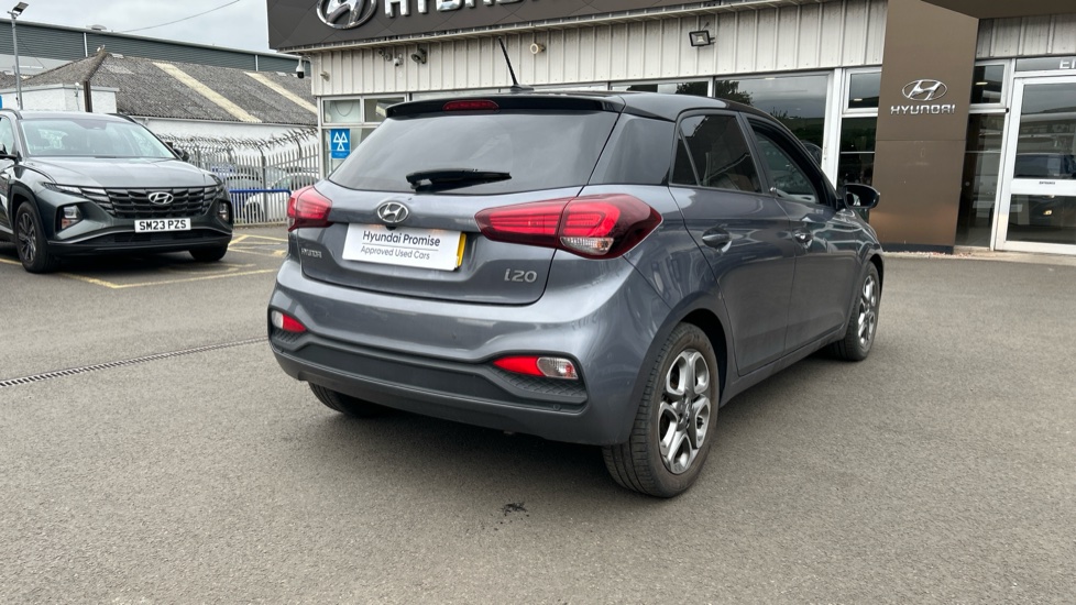 Hyundai i20 1.2 MPi Play 5dr Petrol Hatchback - Image 39