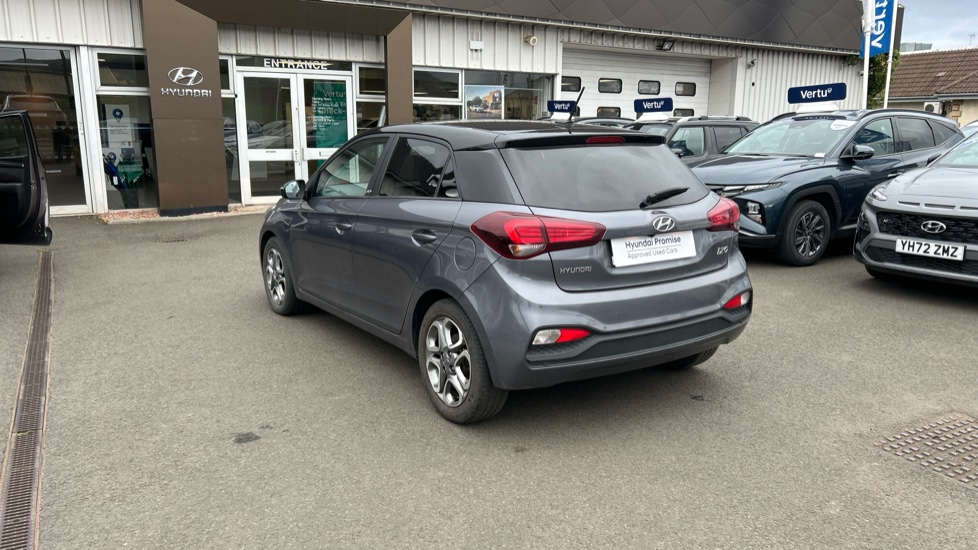 Hyundai i20 1.2 MPi Play 5dr Petrol Hatchback - Image 40