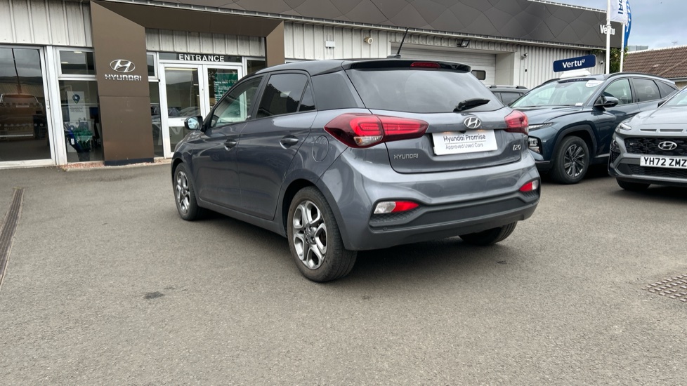 Hyundai i20 1.2 MPi Play 5dr Petrol Hatchback - Image 42