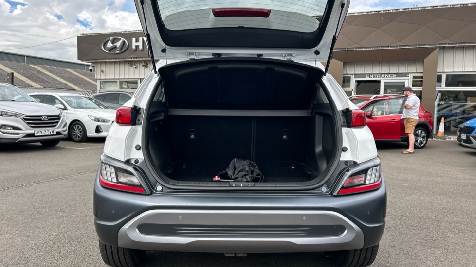Hyundai KONA 1.6 GDi Hybrid Ultimate 5dr DCT Hybrid Hatchback - Image 4