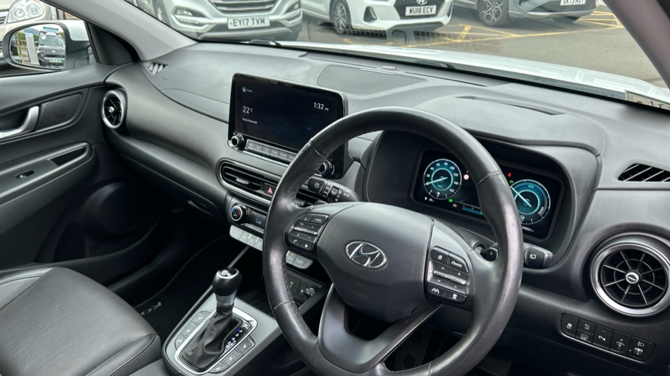 Hyundai KONA 1.6 GDi Hybrid Ultimate 5dr DCT Hybrid Hatchback - Image 11