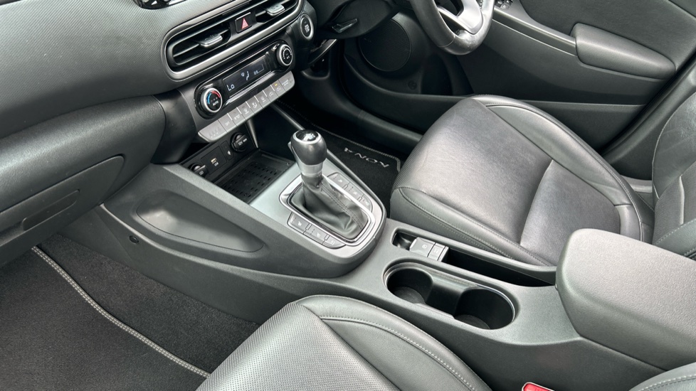 Hyundai KONA 1.6 GDi Hybrid Ultimate 5dr DCT Hybrid Hatchback - Image 13