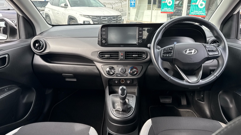 Hyundai i10 1.0 Advance 5dr Auto Petrol Hatchback - Image 10