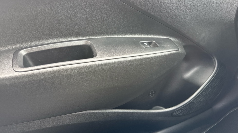 Hyundai i10 1.0 Advance 5dr Auto Petrol Hatchback - Image 19