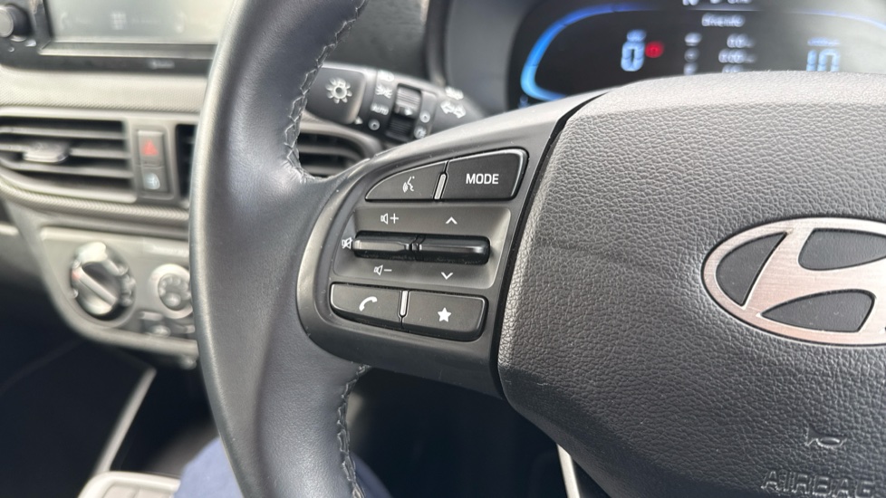 Hyundai i10 1.0 Advance 5dr Auto Petrol Hatchback - Image 21