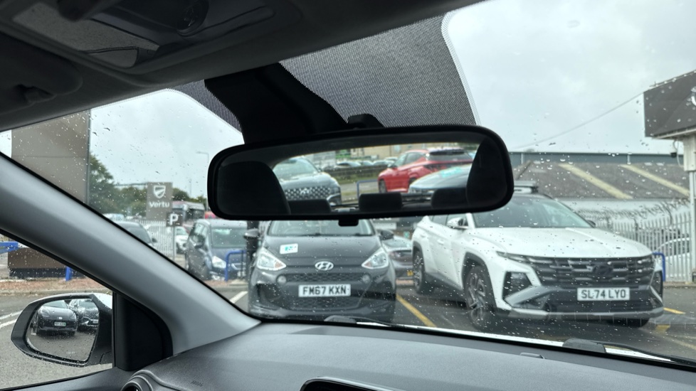 Hyundai i10 1.0 Advance 5dr Auto Petrol Hatchback - Image 34