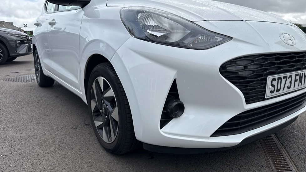 Hyundai i10 1.0 Advance 5dr Auto Petrol Hatchback - Image 44